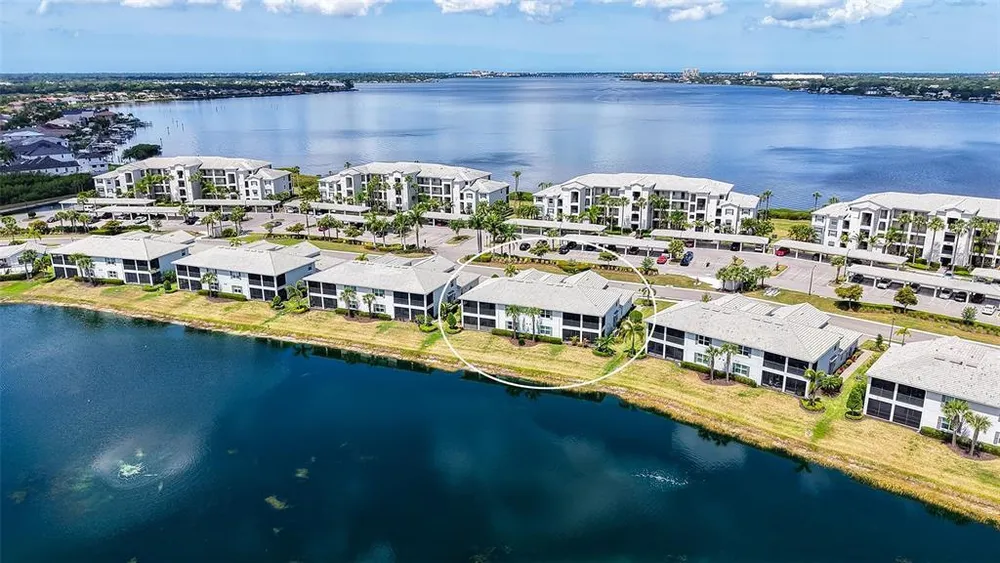 931 Tidewater Shores Loop, Bradenton, FL 34208