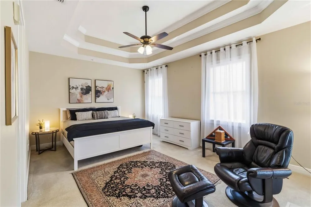 5246 Manorwood Dr, Sarasota, FL 34235