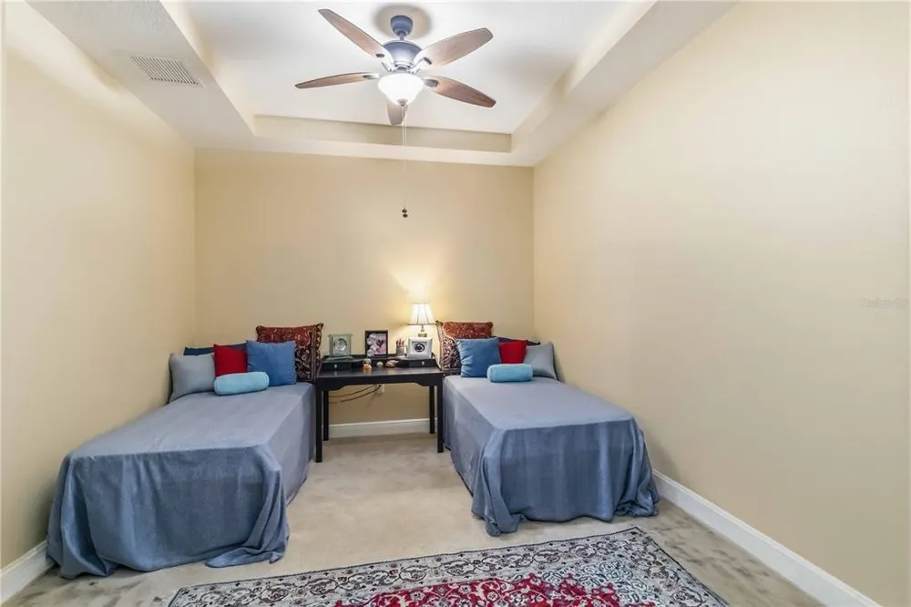 5246 Manorwood Dr, Sarasota, FL 34235