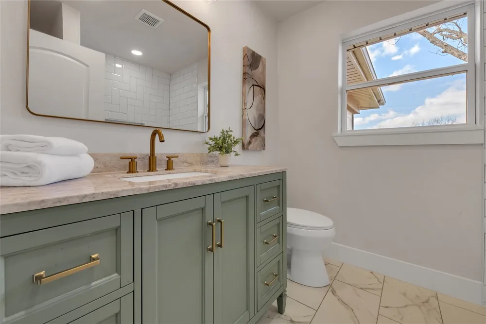 3155 Chamness Ct, Haltom City, TX 76117