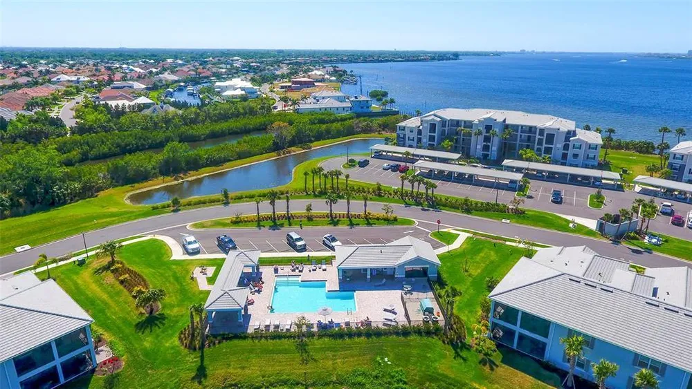 931 Tidewater Shores Loop, Bradenton, FL 34208