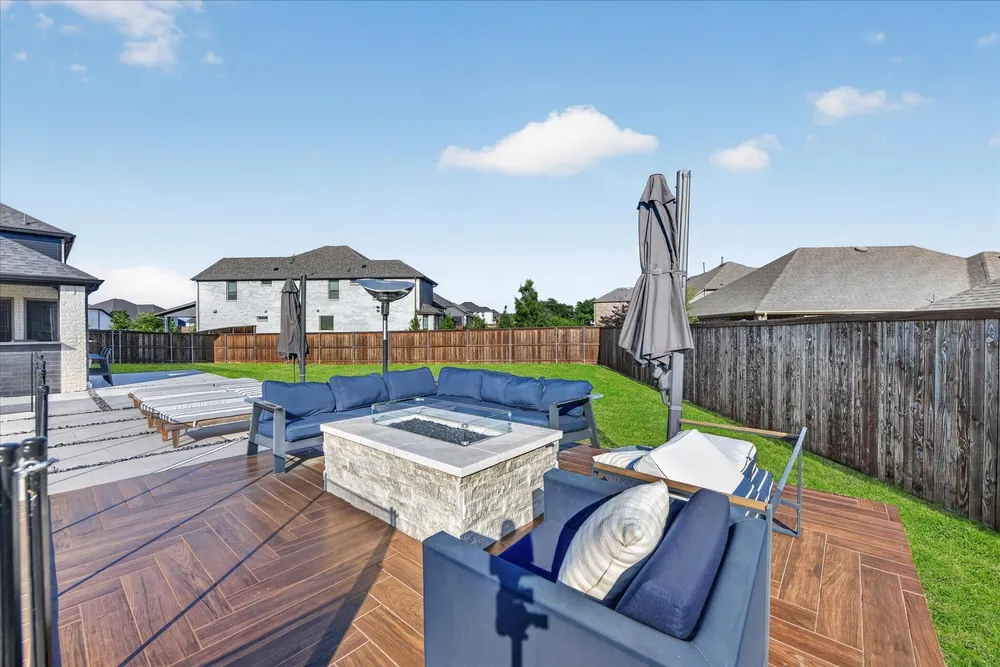 9917 Clover Forest Ct, Frisco, TX 75035