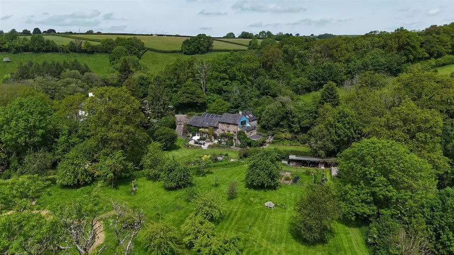 Property Image 11