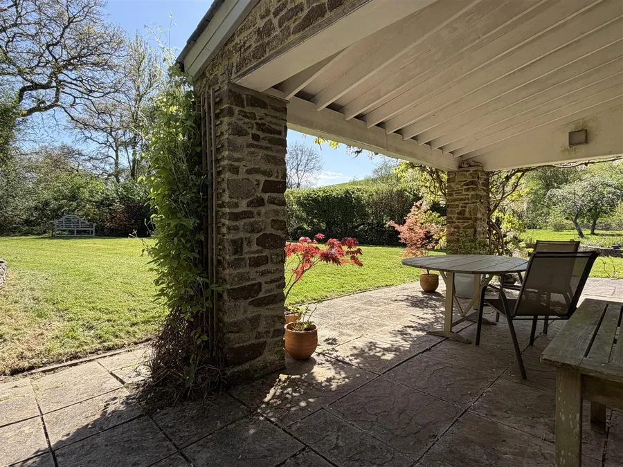 Property Image 37
