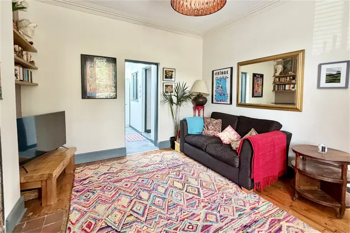 Property carousel image 18