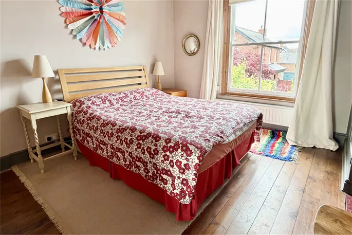Property carousel image 35