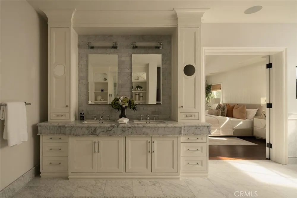 2 Royal Saint George Rd, Newport Beach, CA 92660
