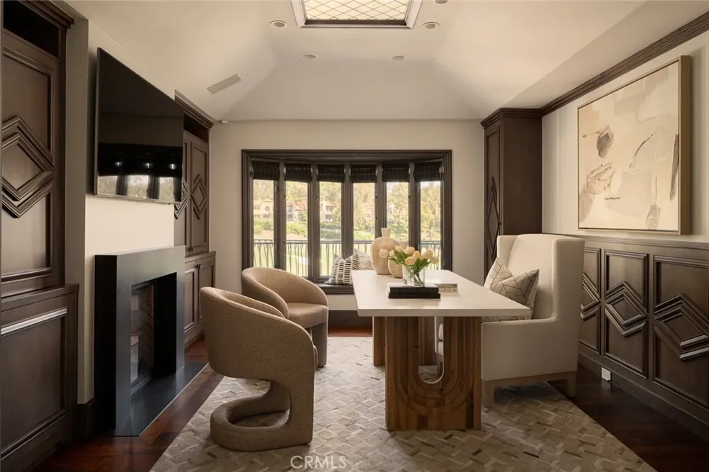 2 Royal Saint George Rd, Newport Beach, CA 92660