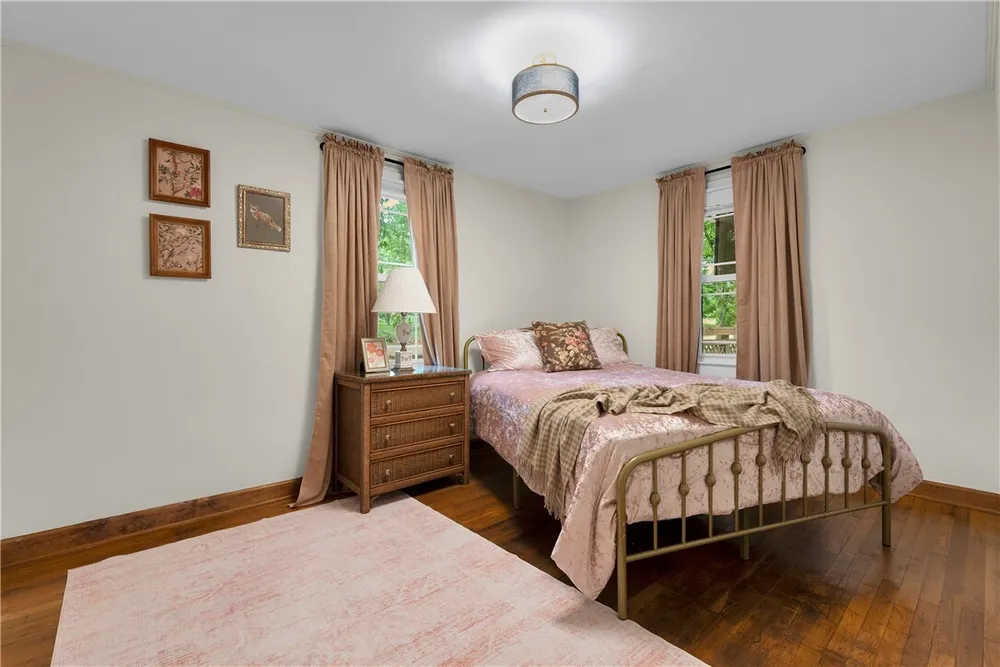 416 W Belvue Rd, Greenville, SC 29609
