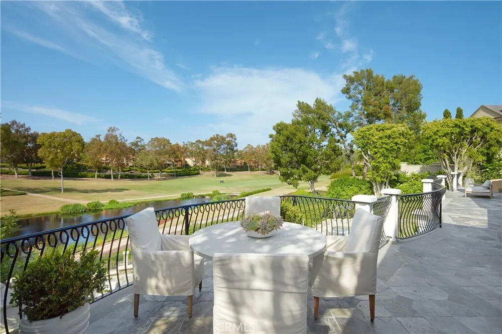 2 Royal Saint George Rd, Newport Beach, CA 92660
