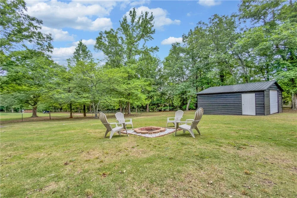 416 W Belvue Rd, Greenville, SC 29609