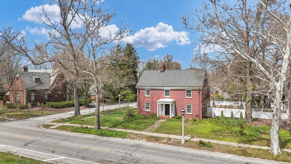 308 W Florida Ave, Urbana, IL 61801