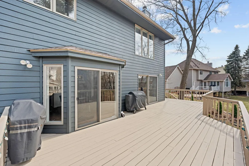 3617 Tanglewood Ct, Eagan, MN 55123