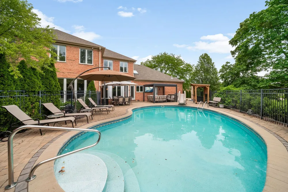 1710 Galloway Circle, Inverness, IL 60010