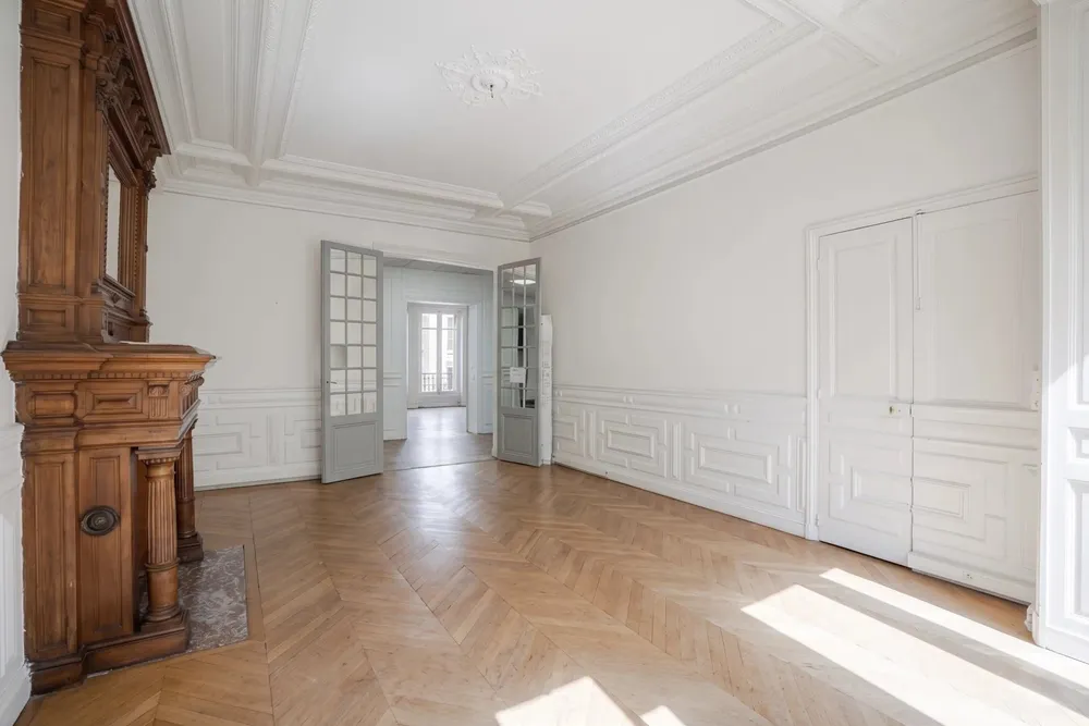 Paris 8th, 75008, France