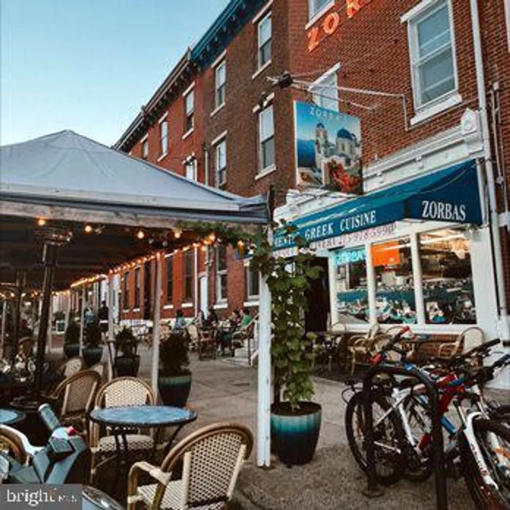 807 Cameron St, Philadelphia, PA 19130