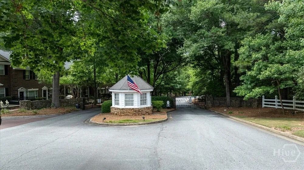 245 Mallard Pointe Way, Athens, GA 30606