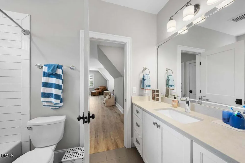 3341 Cheswick Dr, Raleigh, NC 27609