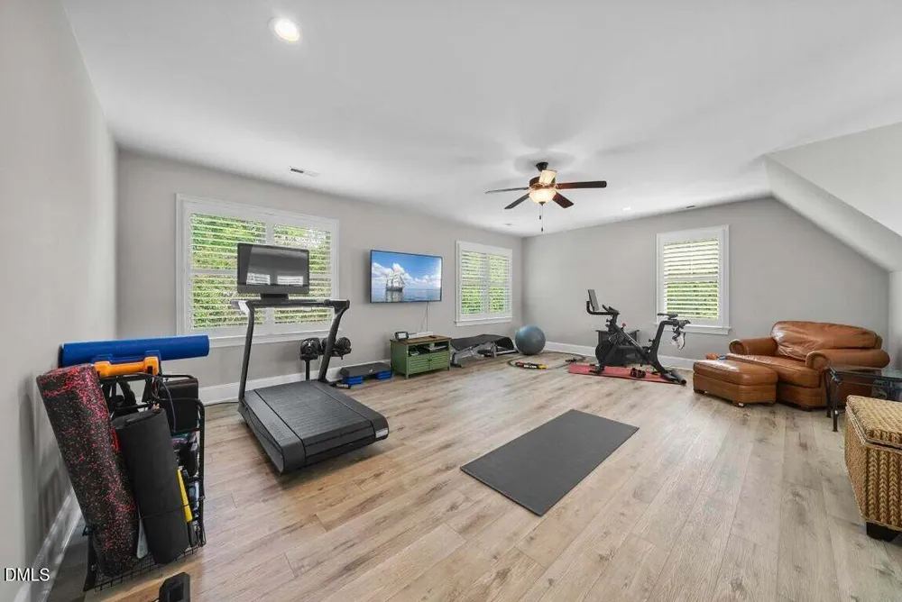 3341 Cheswick Dr, Raleigh, NC 27609