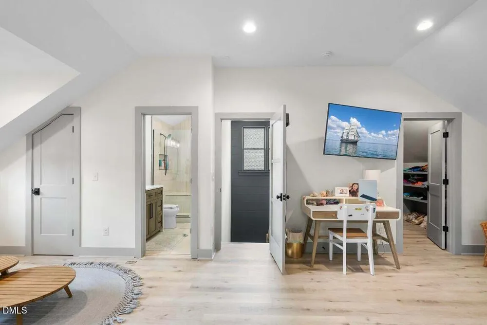 3341 Cheswick Dr, Raleigh, NC 27609