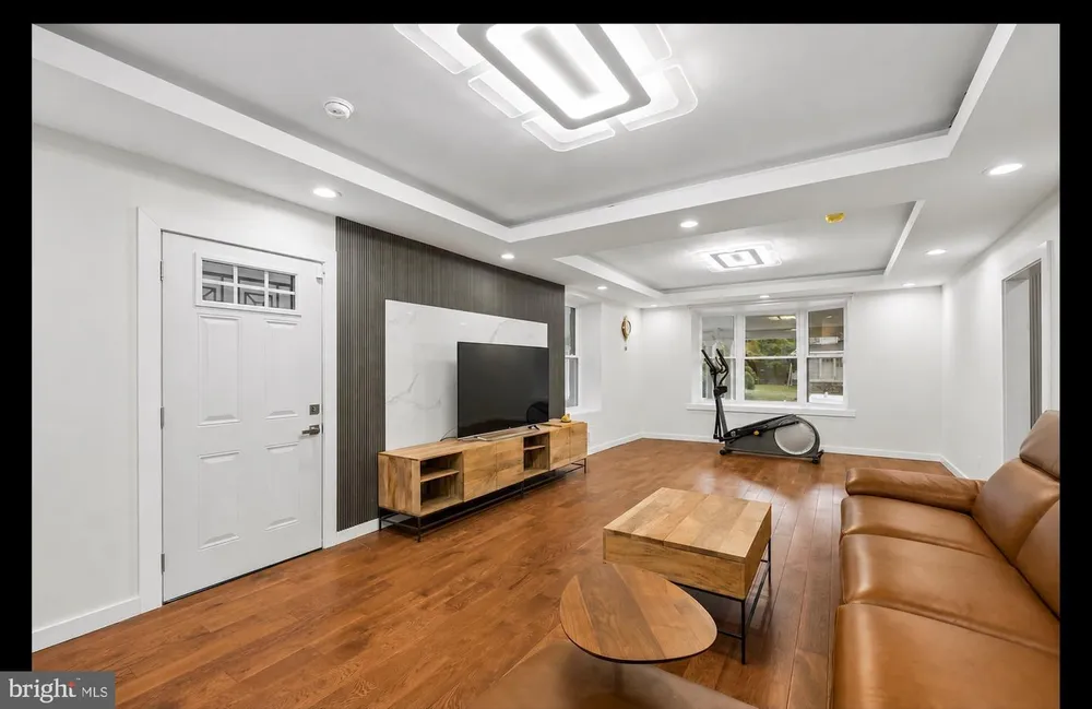 5900 Woodbine Ave, Philadelphia, PA 19131