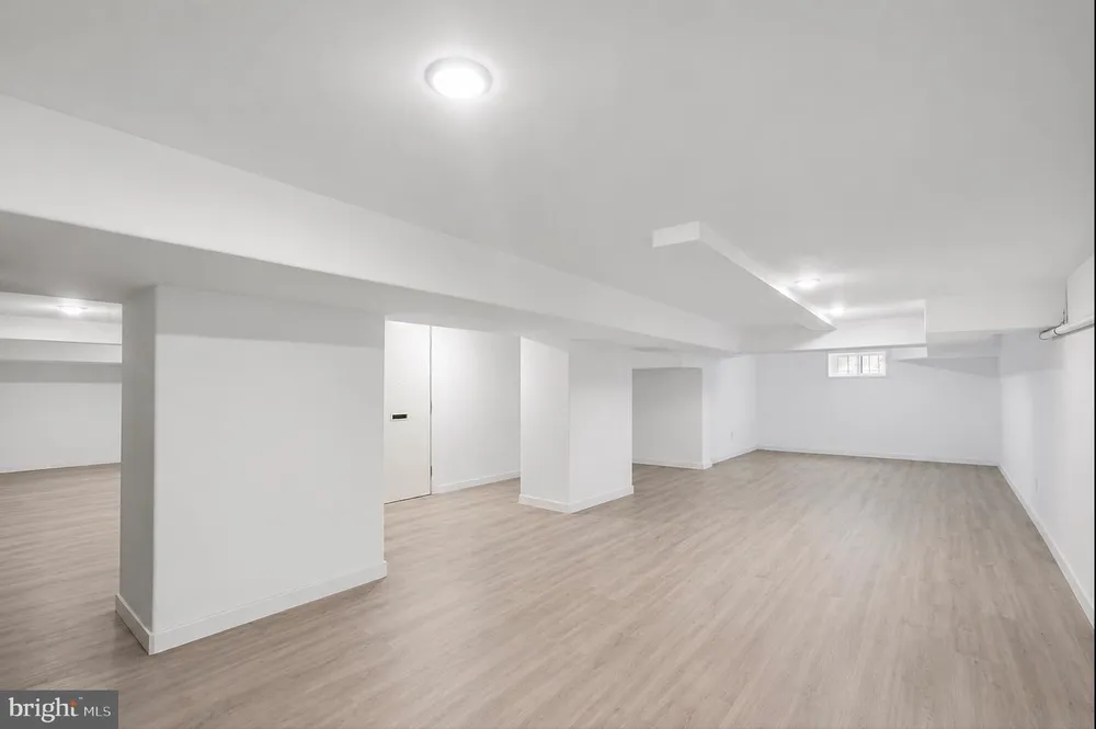 5900 Woodbine Ave, Philadelphia, PA 19131