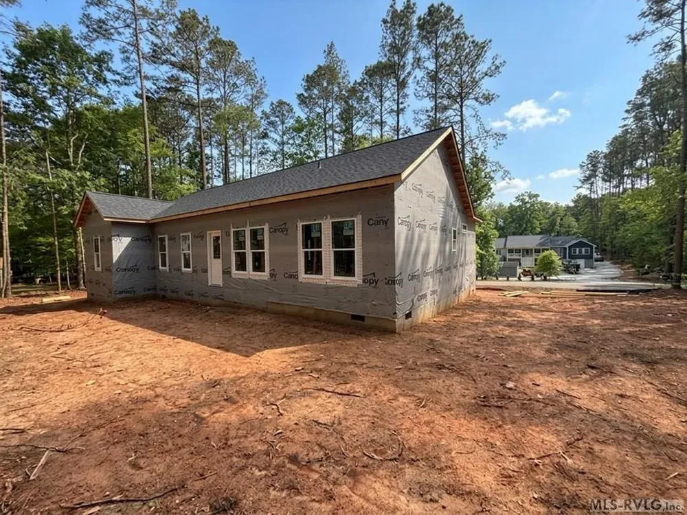 151 Twin Oaks Ln, Littleton, NC 27850