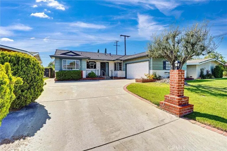 13527 Raceland Rd, La Mirada, CA 90638