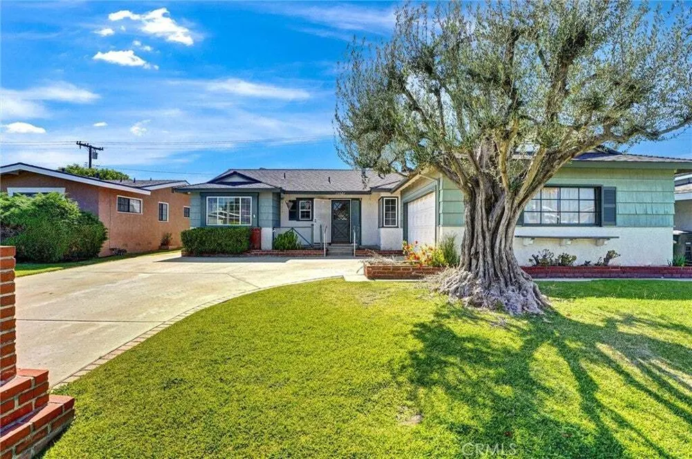 13527 Raceland Rd, La Mirada, CA 90638