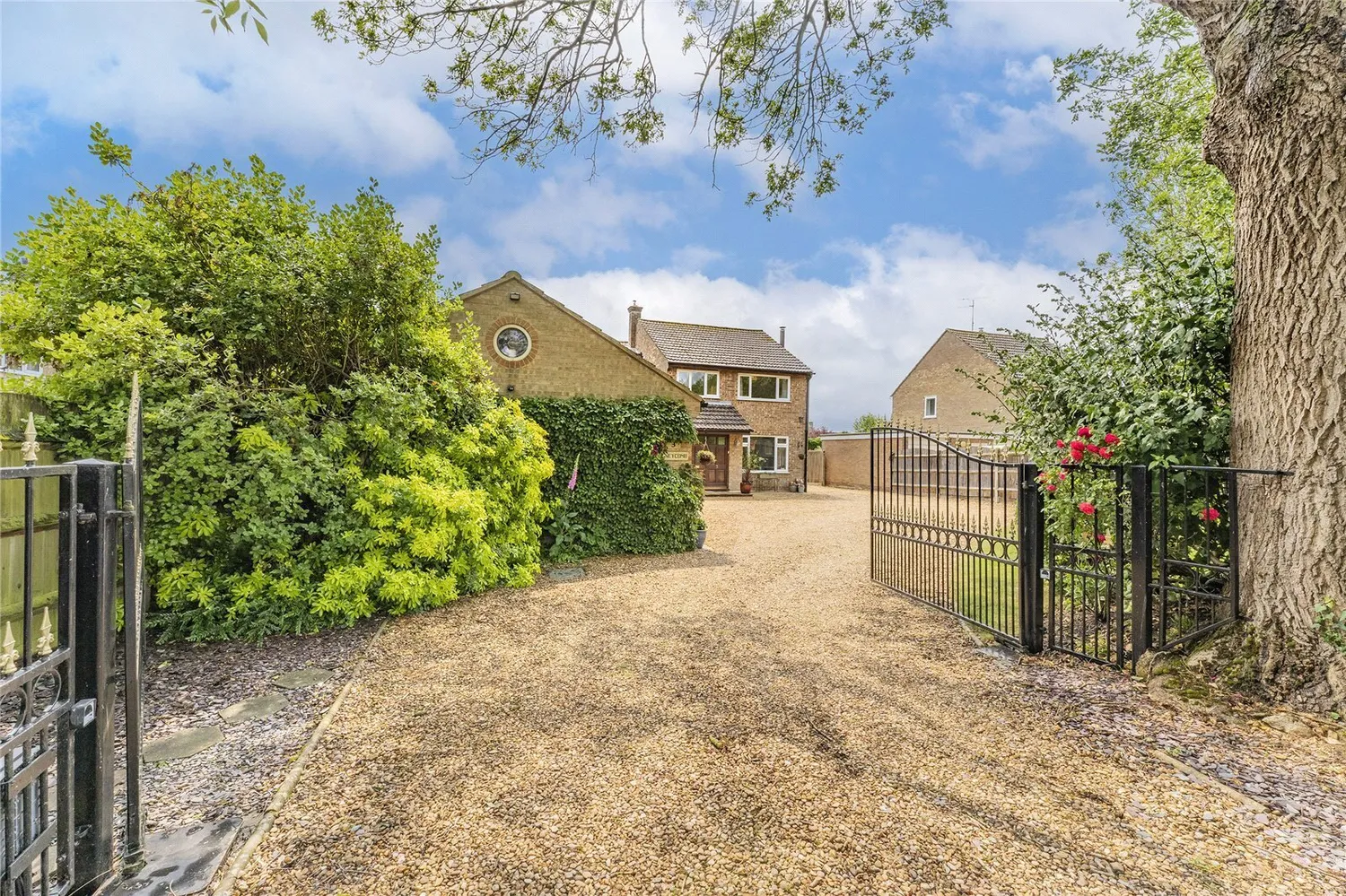 Orchard Lane, Woodnewton, PE8 photo 3