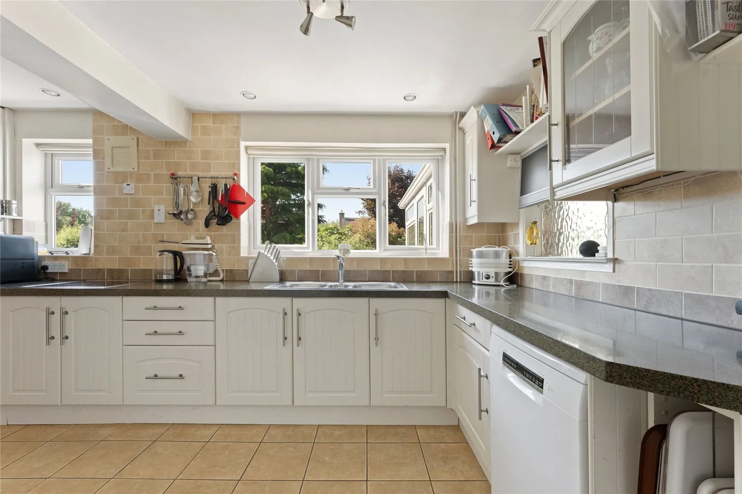 Orchard Lane, Woodnewton, PE8 photo 8