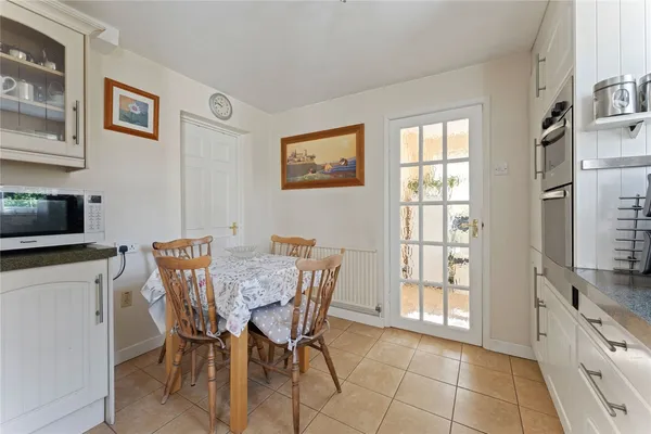 Orchard Lane, Woodnewton, PE8 photo 9