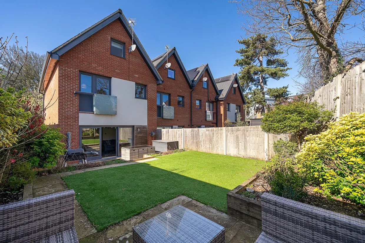 Drayton Green, Ealing, W13 photo 1