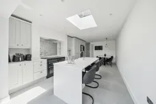 Bowling Road, Ware, SG12 photo 3