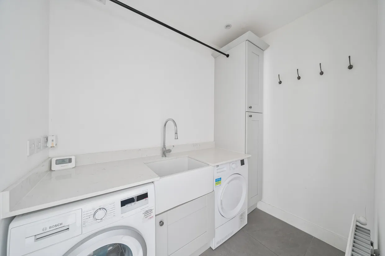 Bowling Road, Ware, SG12 photo 6