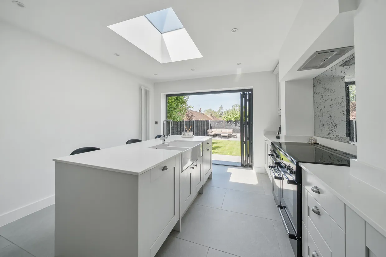 Bowling Road, Ware, SG12 photo 8