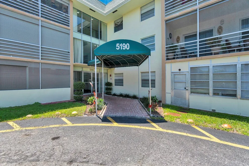 5190 E Sabal Palm Blvd, Tamarac, FL 33319