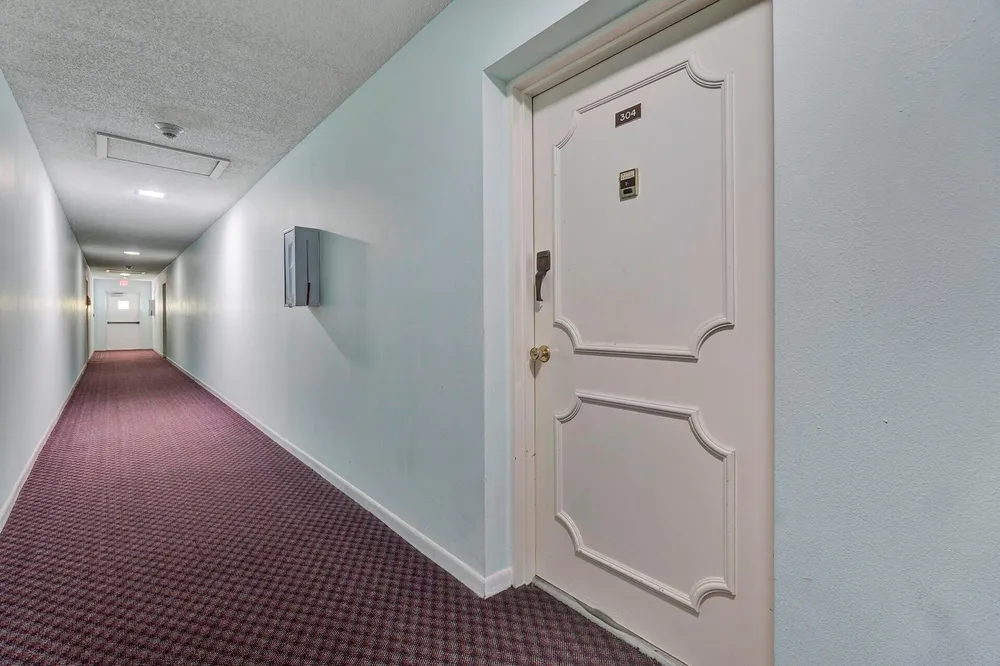 5190 E Sabal Palm Blvd, Tamarac, FL 33319
