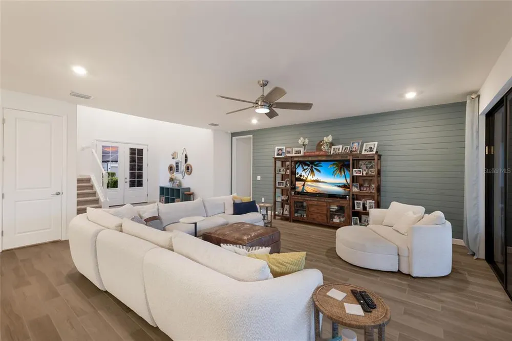 4913 Coastal Days Ln, Lakewood Ranch, FL 34211