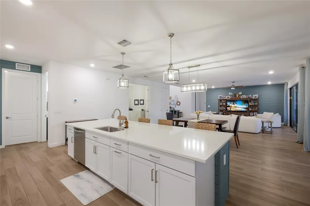 4913 Coastal Days Ln, Lakewood Ranch, FL 34211