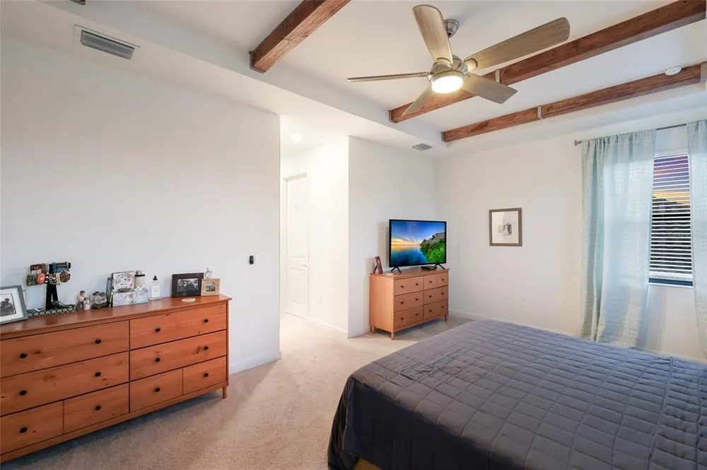 4913 Coastal Days Ln, Lakewood Ranch, FL 34211