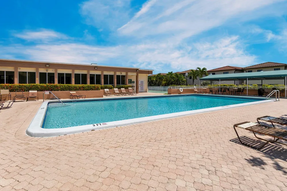 5190 E Sabal Palm Blvd, Tamarac, FL 33319