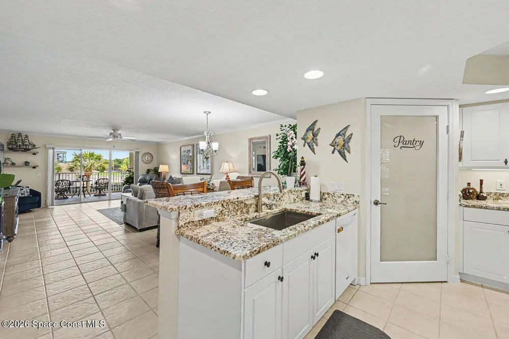 8941 Lake Dr, Cape Canaveral, FL 32920