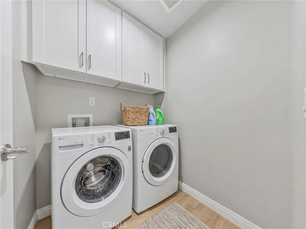 9040 Broadway, Temple City, CA 91780