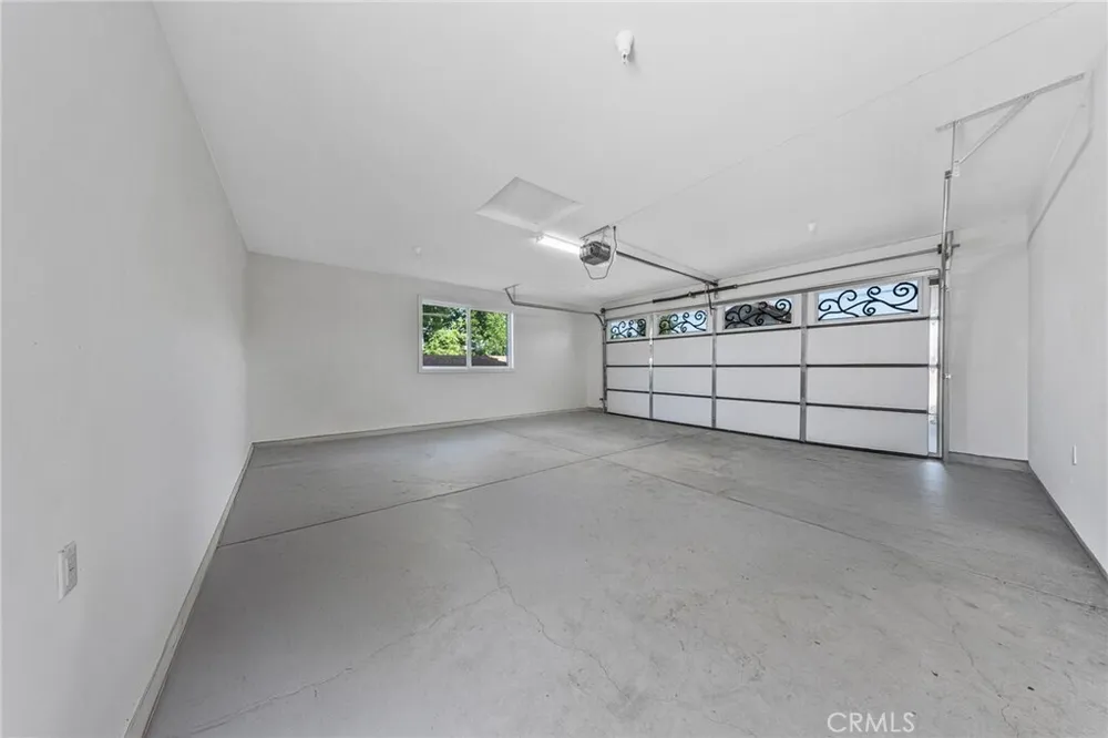 9040 Broadway, Temple City, CA 91780