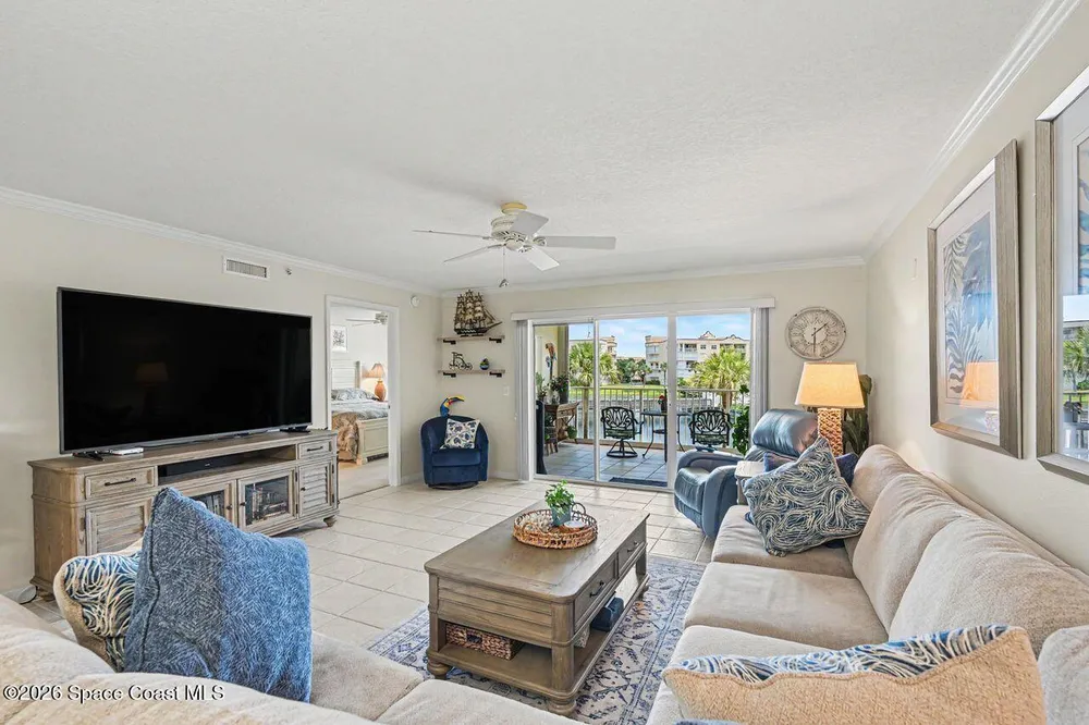 8941 Lake Dr, Cape Canaveral, FL 32920
