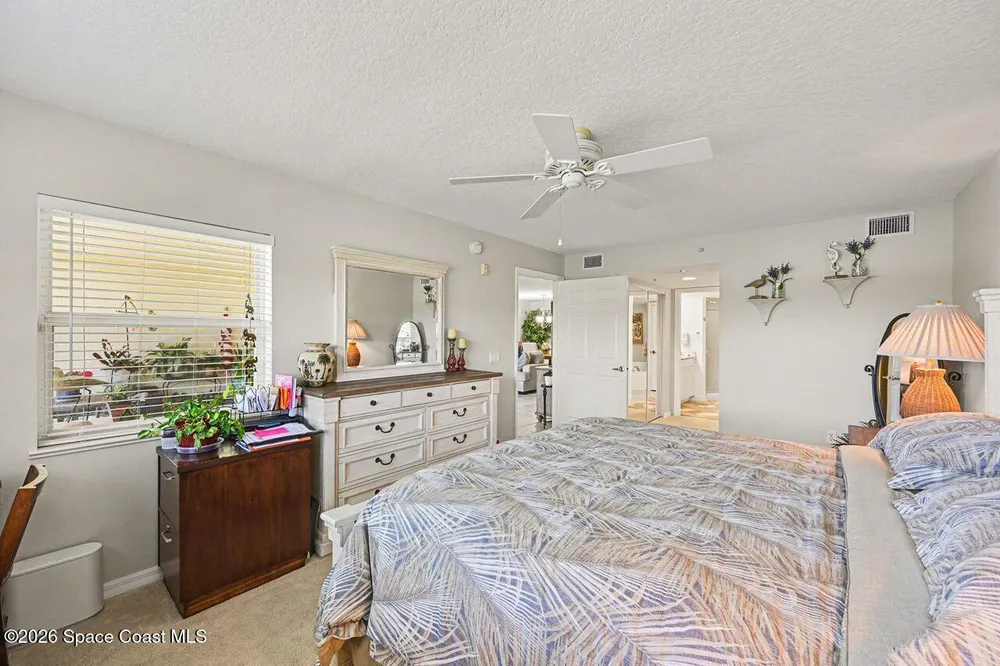 8941 Lake Dr, Cape Canaveral, FL 32920