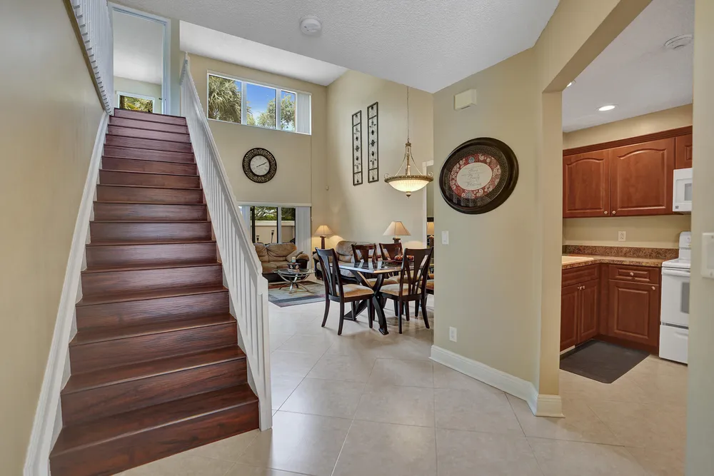 10474 Mateo Ct, Boca Raton, FL 33498