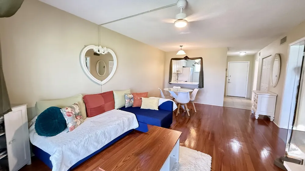 2728 Garden Dr N, Lake Worth Beach, FL 33461