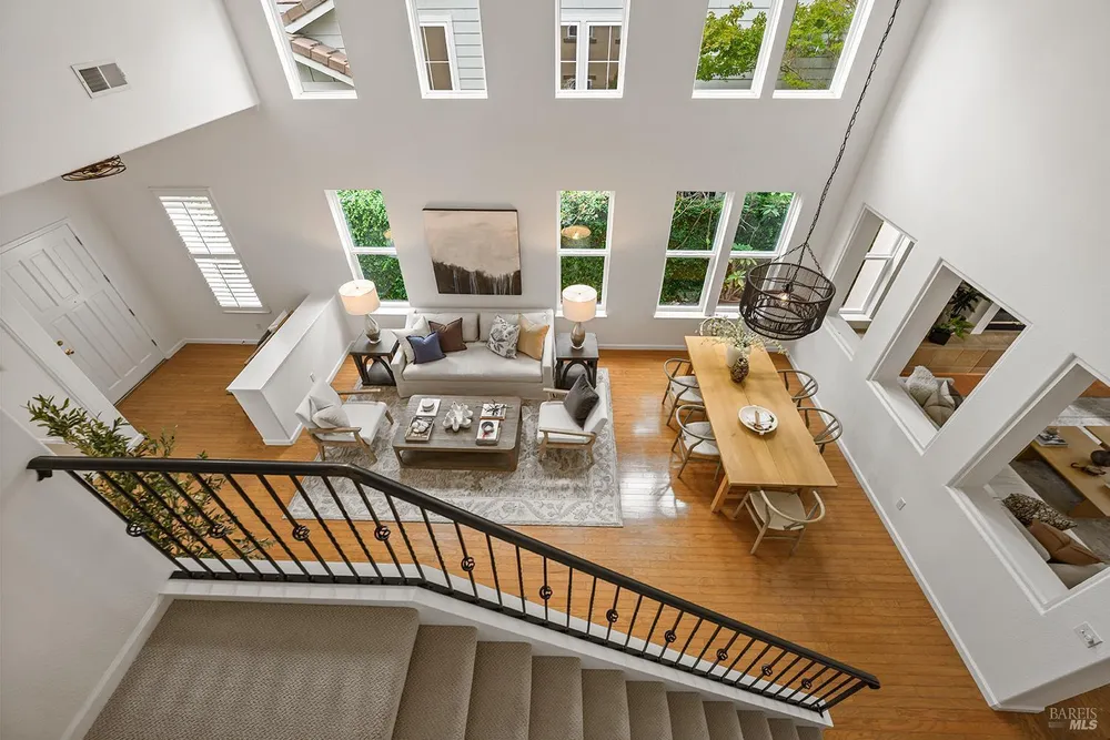 38 Maybeck St, Novato, CA 94949-6172